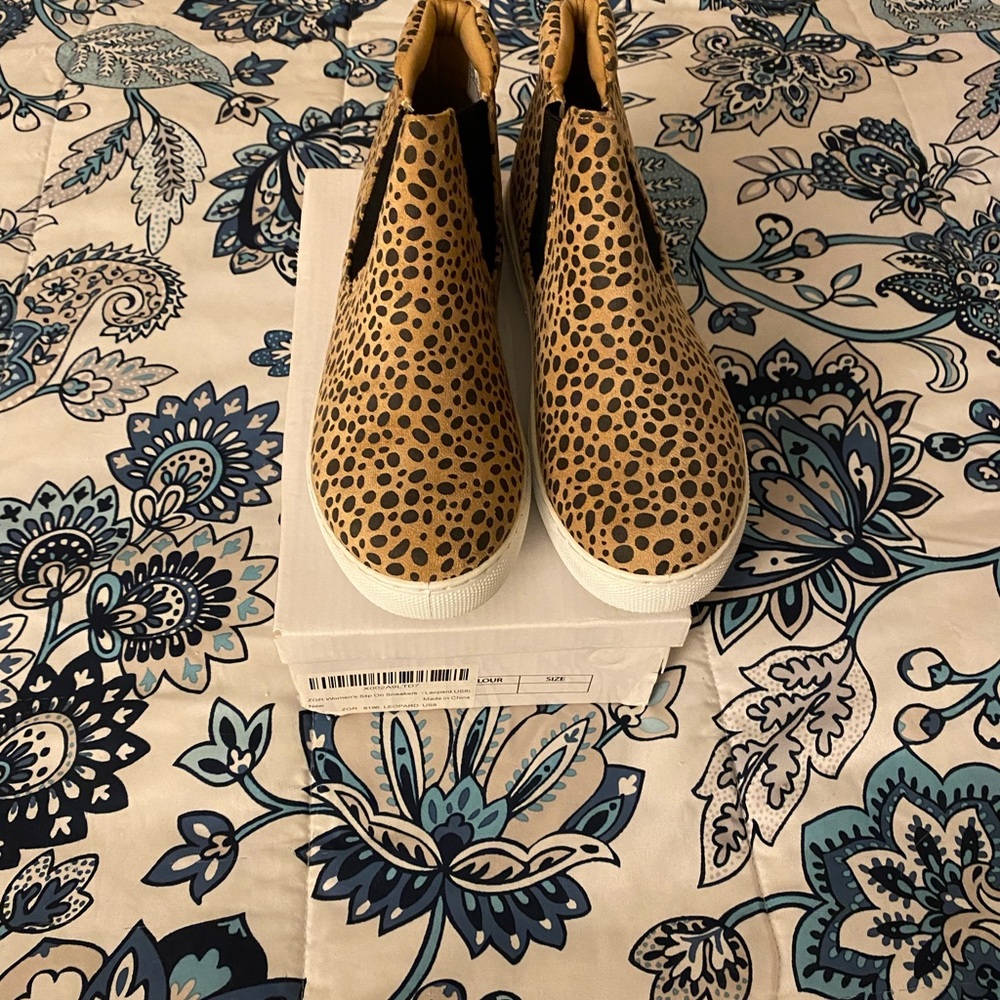 WMNS Leopard print booties